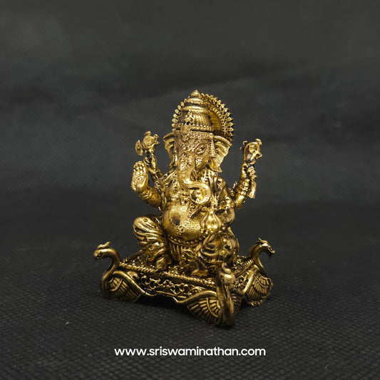 Dhundhi Ganapati with Hamsa Vahana